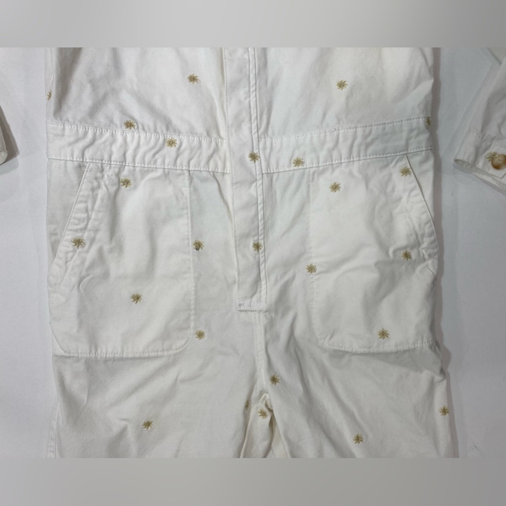 Driftwood Carly Jumpsuit in White Dizzy Daisy Print - Picture 8 of 16